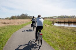 Fiets-Vaarexcursie ’Varen, Trappen en Happen door Landsmeer’