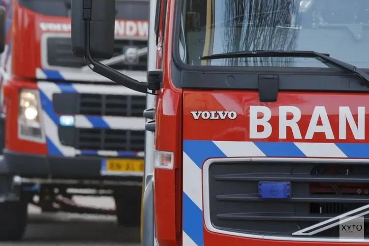 Twee personen naar ziekenhuis na woningbrand in Ilpendam