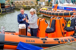 KNRM neemt nieuwe reddingboot 'Daan' in gebruik op Marken