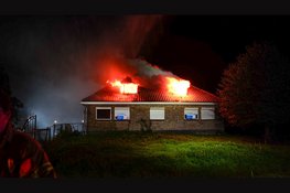 Woning compleet verwoest bij uitslaande brand in Purmerend