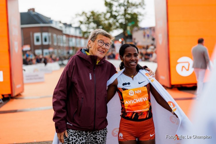 Ayichew verpulvert na bijna 40 jaar parcoursrecord bij 40e NN Dam tot Damloop