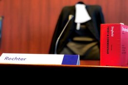 Landsmeer moet nieuw besluit nemen over aanbouw buren