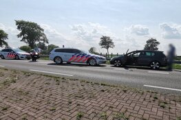 Wilde en gevaarlijke achtervolging na diefstal: verdachten klemgereden in Ilpendam