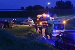 Automobiliste crasht met auto op Zeedijk