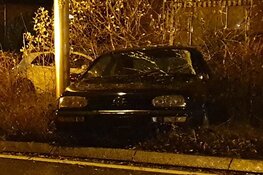 Bestuurder cabrio spoorloos na ongeval