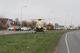 Motorrijder zwaar gewond bij ongeval Oostzaan
