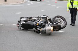 Motorrijder zwaar gewond bij ongeval Oostzaan