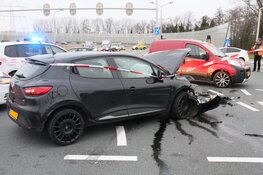 Motorrijder zwaar gewond bij ongeval Oostzaan