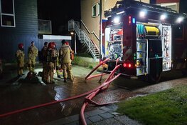 Brand in flatwoning op Marken: gewonde en veel schade
