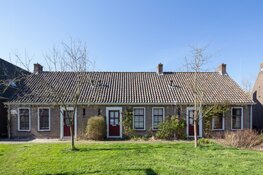 Modelwoning in hofje in Broek in Waterland klaar voor bezichtiging huurders