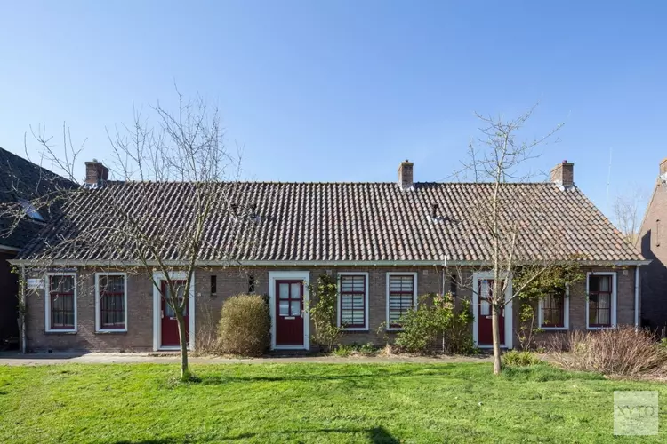 Modelwoning in hofje in Broek in Waterland klaar voor bezichtiging huurders