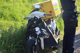 Pizzabezorger gewond in Katwoude