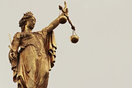 Verkeersongeval Zuiderwoude: boete voor bestuurder omdat hij onvoldoende op de weg heeft gelet