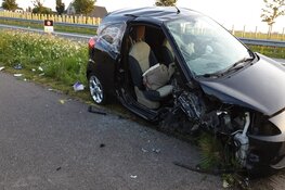 Verkeersongeval met meerdere gewonden; politie is op zoek naar getuigen