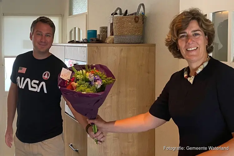 Burgemeester bedankt getuige van pinpasfraude