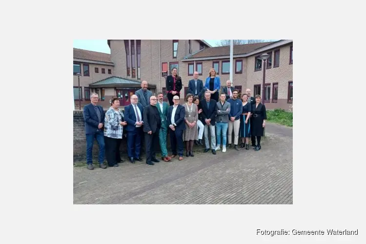 Nieuwe gemeenteraad Waterland geïnstalleerd