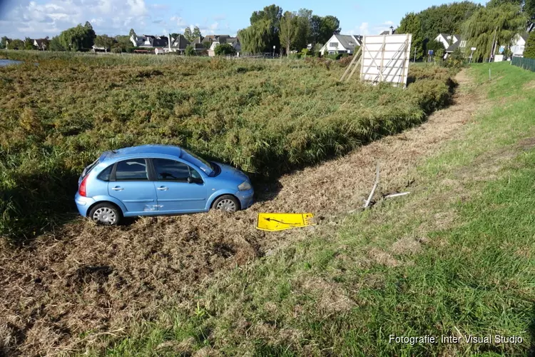 Ongeluk op dijk richting Marken