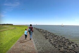 Rijkswaterstaat start aanleg proefvakken voor Dijkversterking Marken