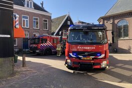 Brand in woning op Marken, veel schade aan huis