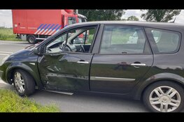 Motorrijder zwaargewond na botsing met 'kerende automobilist'